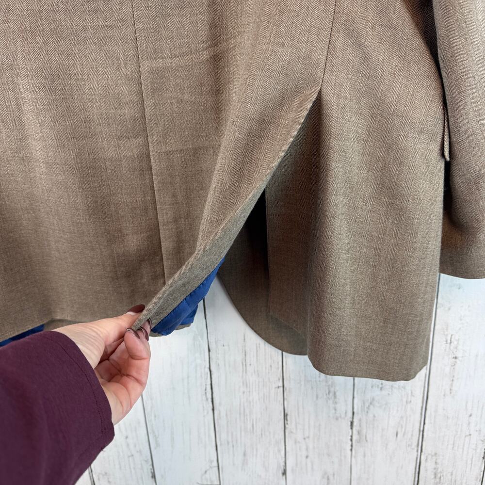 NWOT J. Hilburn Brown Mohair/Silk Herringbone Tollegno 1900 Blazer Size 47R - Picture 4 of 16